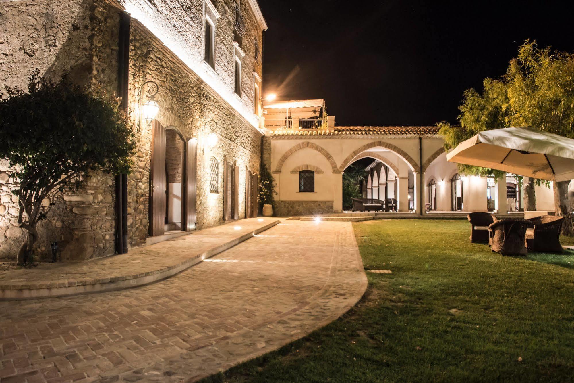 Le Colline Del Gelso-Masseria Mazzei 罗萨诺 外观 照片
